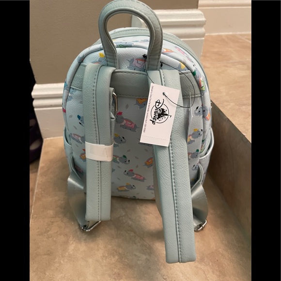 Disney Parks Excl. Dumbo Flying Elephant Light Blue Loungefly Backpack NWT - Picture 3 of 4